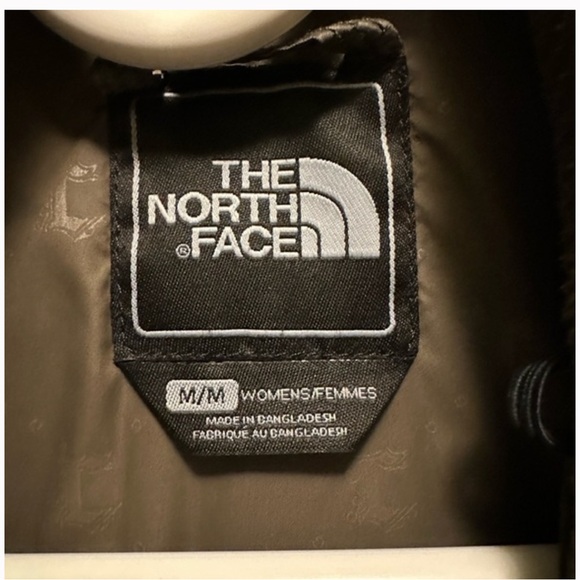 The North Face Dark Brown ski jacket Jacket with Faux Fur Hood - Picture 4 of 5